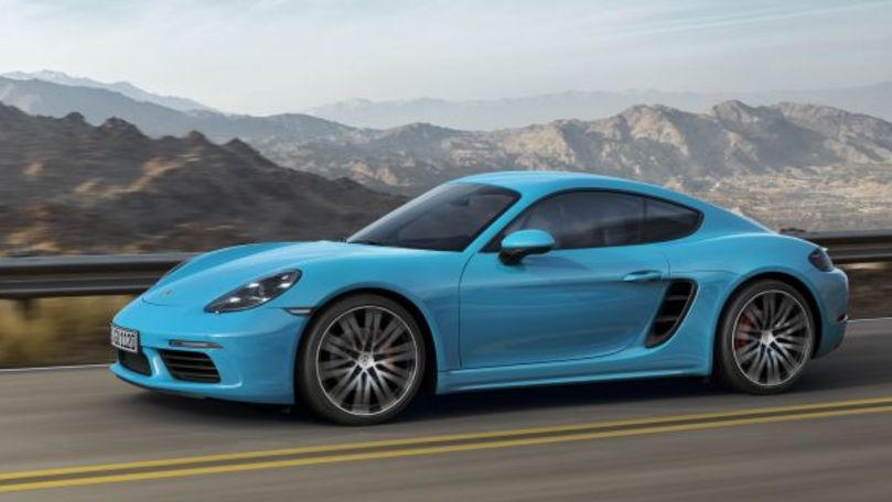 Porsche отзывает спорткары семейства 718 из-за жалоб курильщикоов.