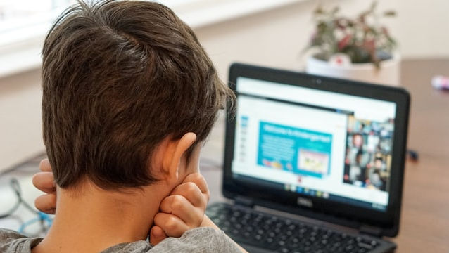 Lupta pentru siguranța online a copiilor: O campanie, lansată în Moldova