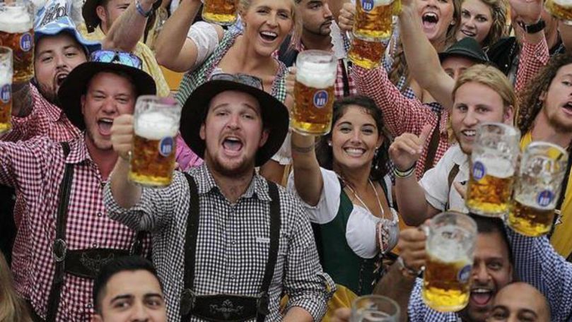 Festivalul berii Oktoberfest a început oficial la Munchen