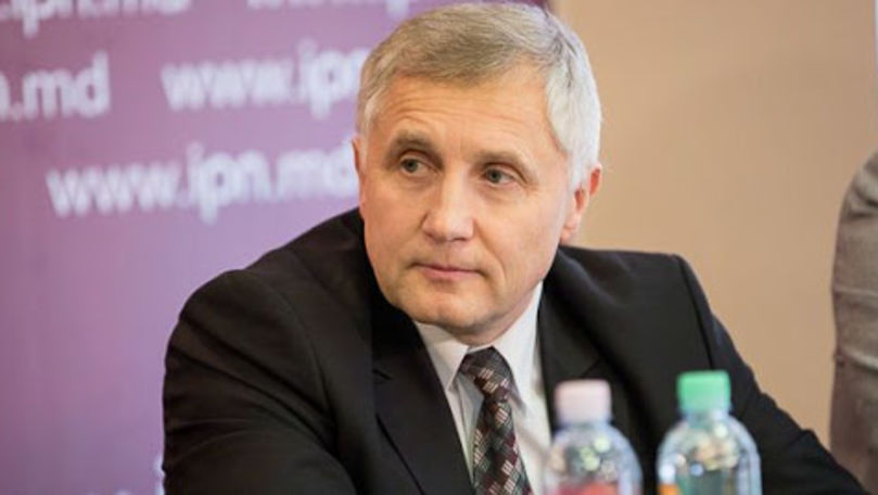 Dizolvarea Parlamentului: Nicolae Eşanu critică intențiile Maiei Sandu
