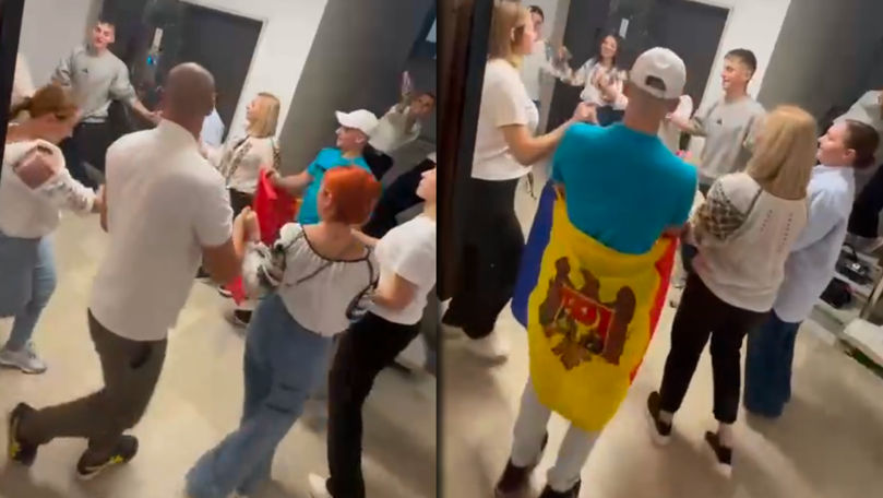 Hora din Moldova în Grecia: Diaspora a dansat în fața unei secții de vot