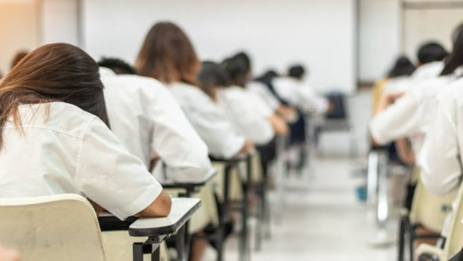 Premieră în învățământul tehnic: Examen de calificare cu teste unice