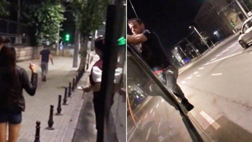 Pasager din Chișinău, filmat cum iese pe fereastră din troleibuz