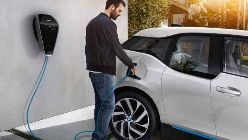 Două mari companii auto vor realiza piese pentru maşinile electrice