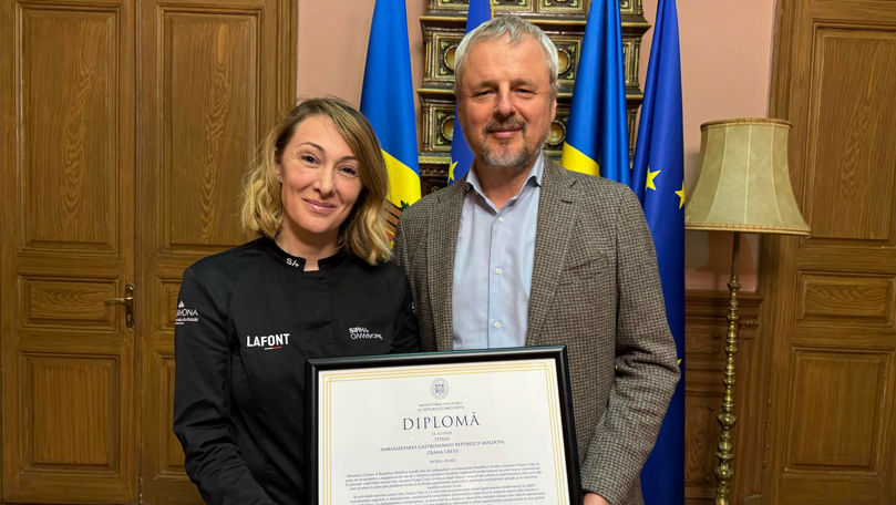 Oxana Crețu a primit diploma de ambasadoare a gastronomiei R. Moldova