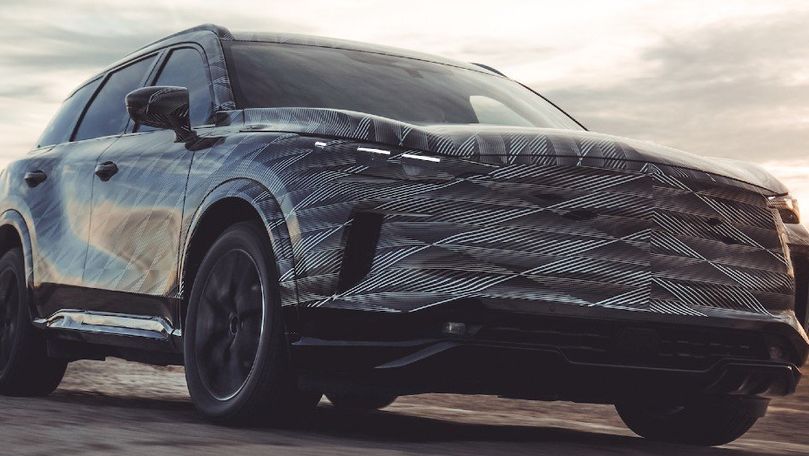 Новый Infiniti QX60 получит 3,5-литровый мотор и 9-ступенчатый "автомат".