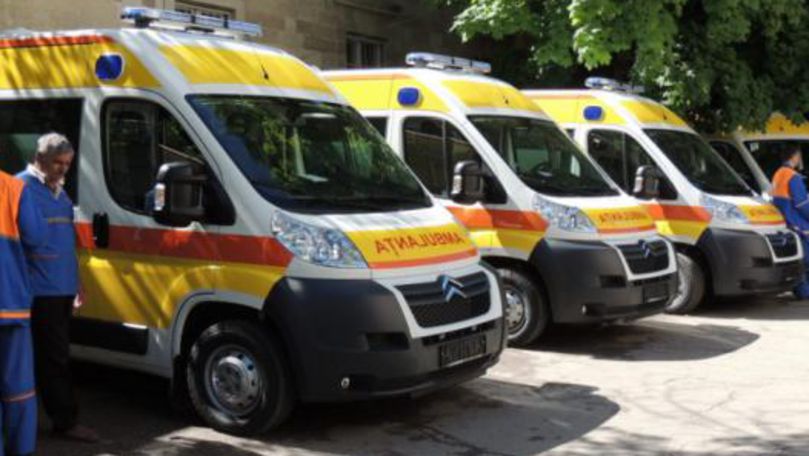 Primele zece ambulanțe noi au ajuns în Moldova. Unde vor fi repartizate