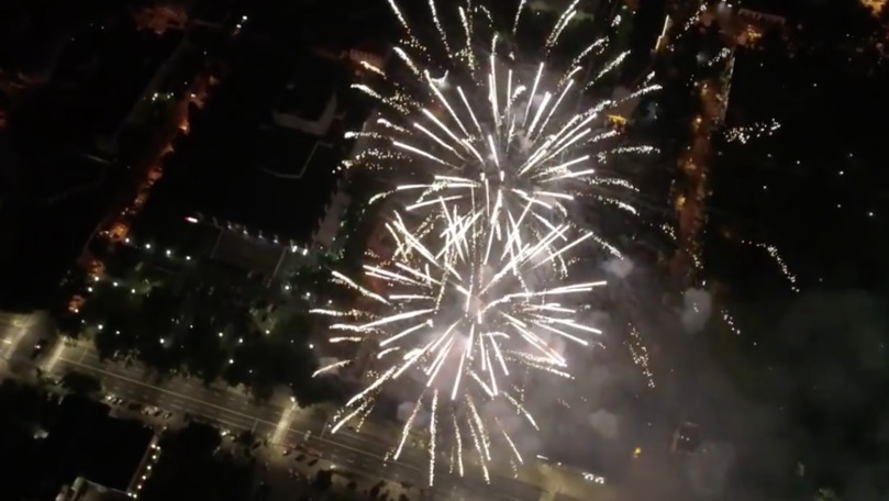 Салют в Кишиневе в честь Дня Победы сняли с высоты птичьего полета.