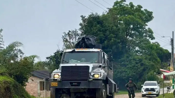 Columbia: O alunecare de teren, provocată de bombardarea unui cartel