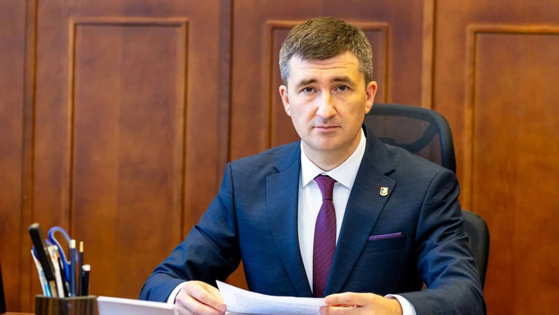 Experți: Plecarea lui Ion Munteanu este un semnal negativ
