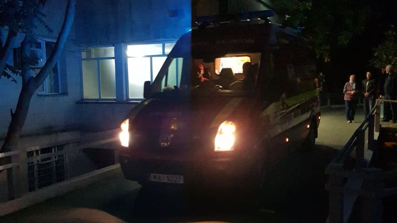 Bărbat din Modova, transportat cu un echipaj SMURD la București