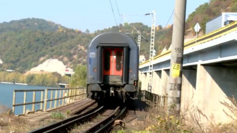 România: Un pod este la un pas de prăbușire