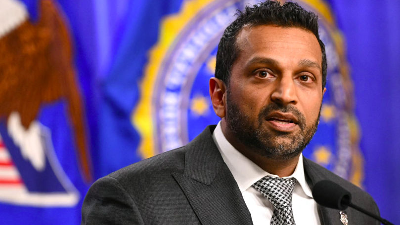 Суд отклонил иск директора ФБР Пателя о защите чести и достоинства.