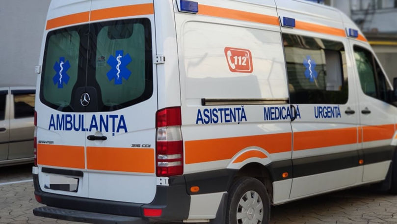 Alertă 112: Echipa unei ambulanțe, bătută cu cruzime de doi bărbați beți