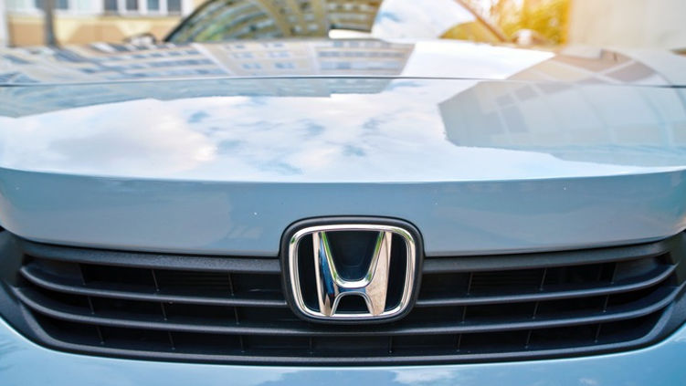 Honda оказалась в центре крупного скандала: 14 лет красила авто некачественной эмалью.