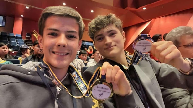 Doi moldoveni, premiați la Olimpiada de Fizică și Astronomie din SUA