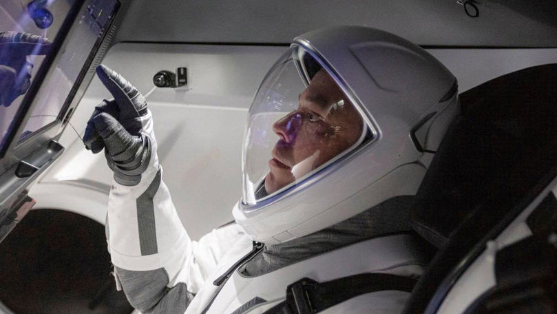 Misiune îndeplinită pentru SpaceX: Crew Dragon s-a întors pe Pământ