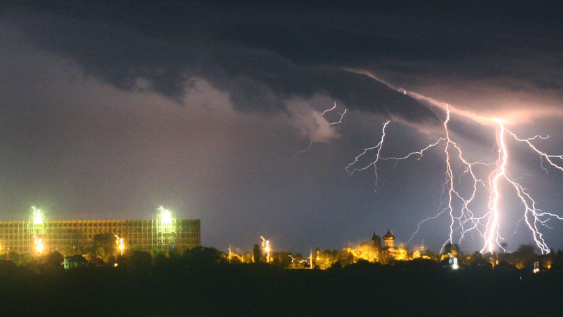 Alertă meteo: Cod Galben de furtună pe 1 iunie. Zonele vizate din țară