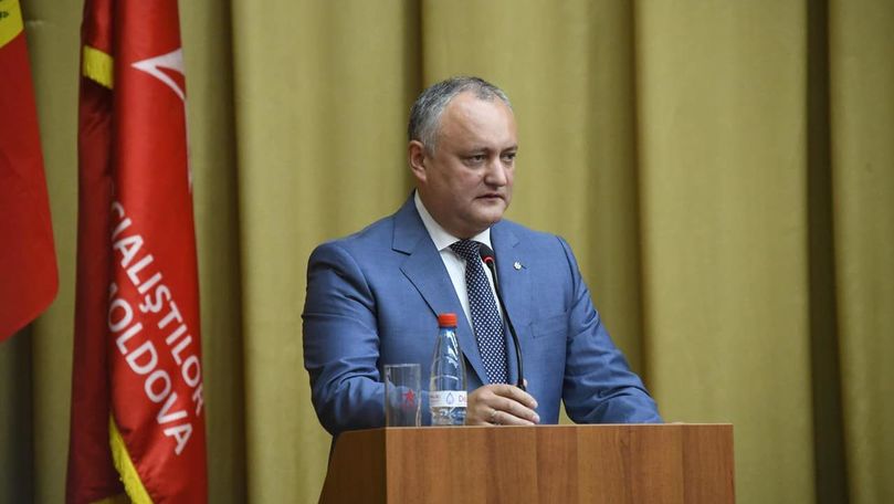 Sfaturi de la Dodon: Să se urce în avion și să zboare urgent la Moscova