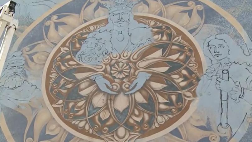 Peretele Palatului Feroviar a prins culoare datorită unei picturi murale