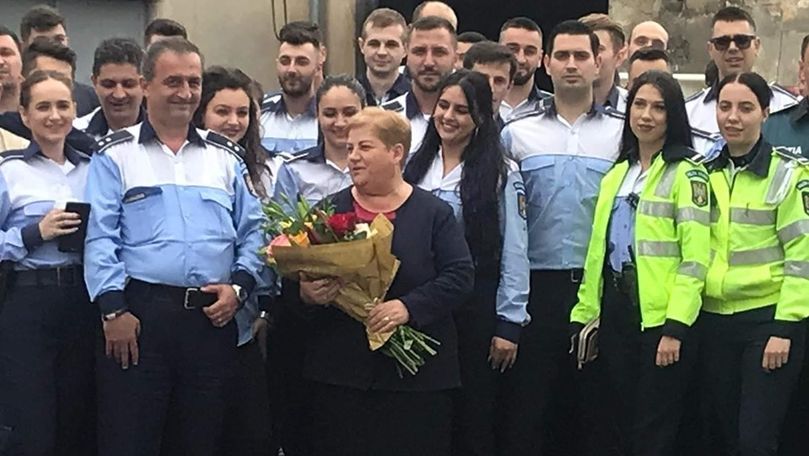 Lecție de viață din România, după ce o polițistă a fost jignită