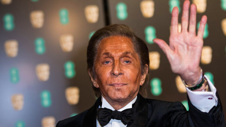 A murit Valentino, legendarul designer italian de modă. Foto: Vianney Le Caer / Invision / AP