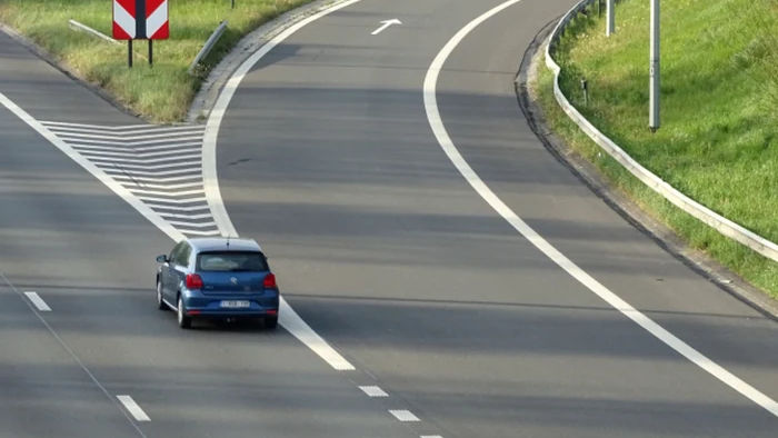 Germania: Ce amendă a luat un șofer care gonea cu 320 km/h pe autostradă