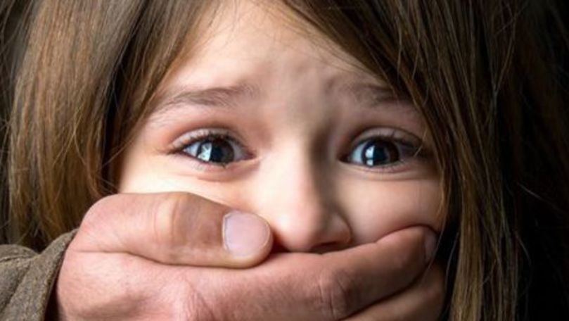 Alarmant: Zeci de cazuri de trafic de copii, înregistrate în Moldova