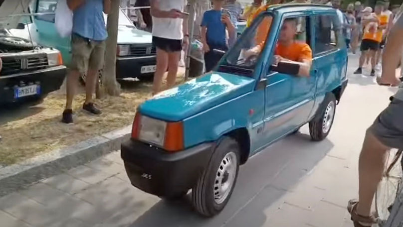Cea mai îngustă mașină din lume are doar 50 de centimetri lățime