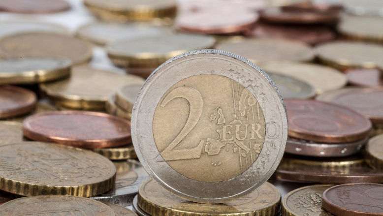 Bulgaria a primit undă verde pentru aderarea la zona euro