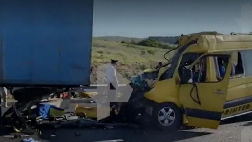 Accident grav în Crimeea: 8 oameni au murit, iar 4 au fost răniţi