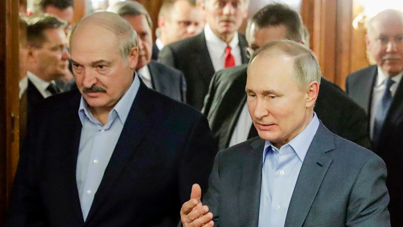 Lukaşenko a spus că i-a cerut lui Putin mai multe tipuri de arme