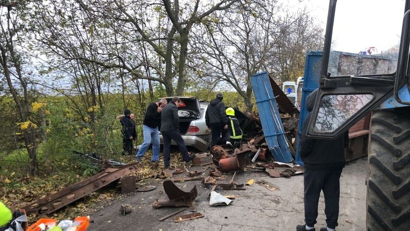 Accident grav pe traseul Chetrosu-Puhoi: Două persoane, în stare gravă