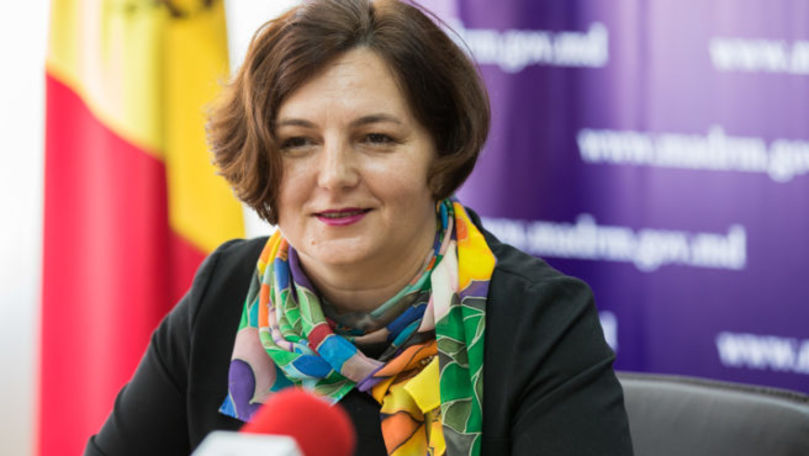 Ministra Agriculturii spune că elevii ar putea fi serviți cu must de vin