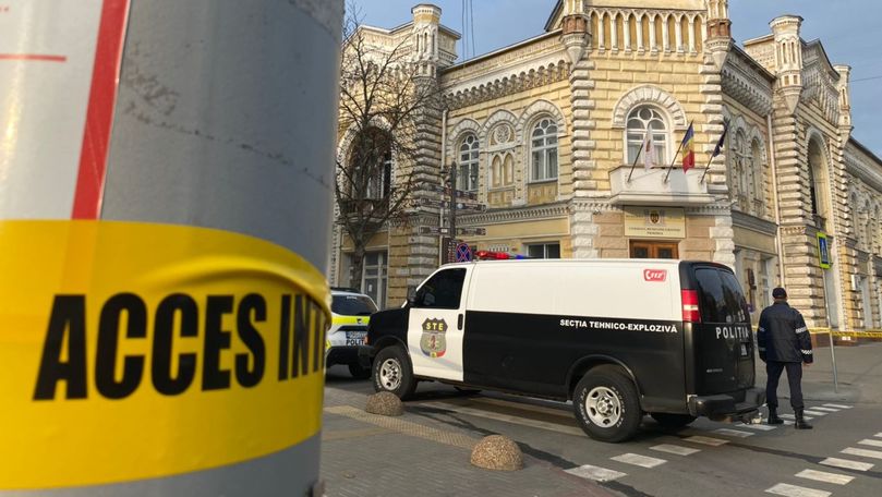 Alertele cu bombă de la Primăria Chișinău și Ambasada Ucrainei, false