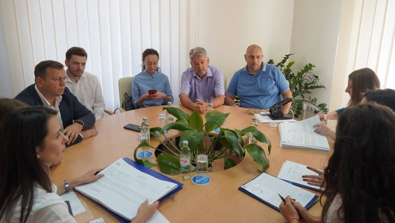 Năstase a depus actele pentru a candida independent la parlamentare