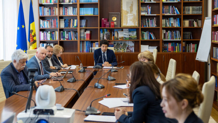 Parlamentul organizează concurs pentru funcția de director al ANRE