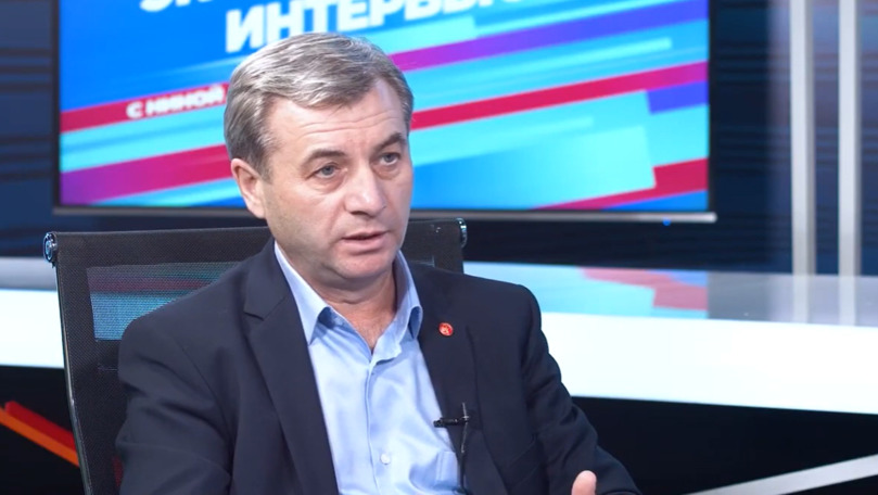Председатель фракции ПСРМ Корнелиу Фуркулицэ.