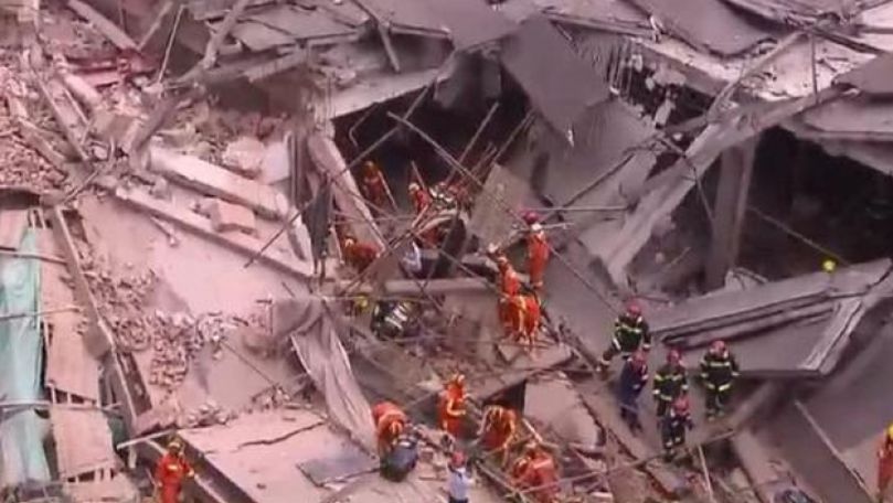 Clădire prăbușită în Shanghai. Cel puțin 20 de oameni, sub dărâmături
