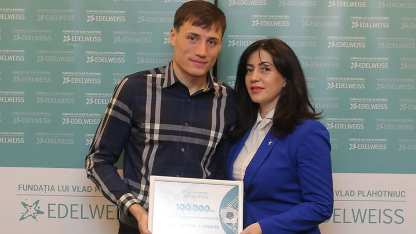 Fotbalistul moldovean a primit 100.000 de lei promiși de Plahotniuc