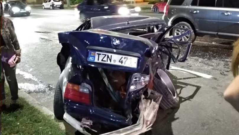 Accident violent în Capitală: BMW făcut zob. Sunt 3 răniți