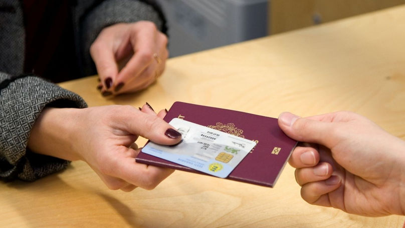 Străinii din Moldova vor avea acte noi de identitate