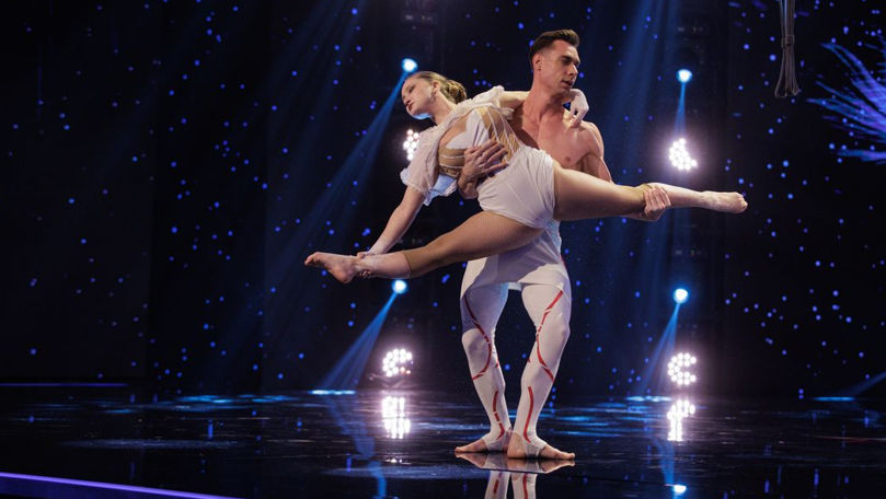 Doi acrobați din Moldova au impresionat publicul de la Românii au Talent
