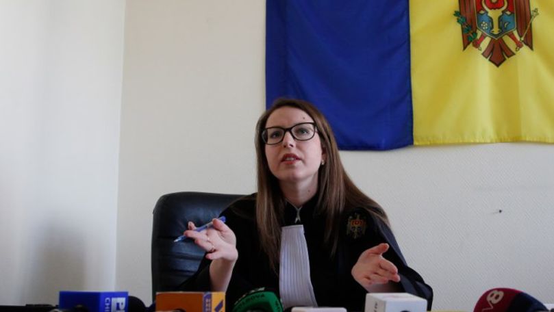 Cum motivează Judecătoria Chișinău hotărârea de anulare a alegerilor