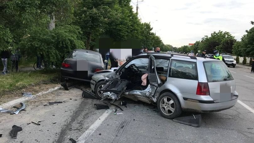 Grav accident la Ialoveni: 4 răniți, printre care 3 minori