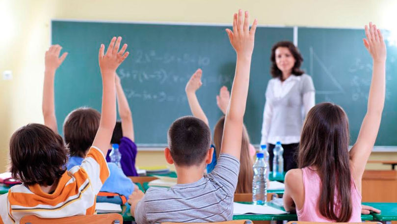 Elevii vor învăța cu ajutorul realității augmentate. Un proiect, inițiat