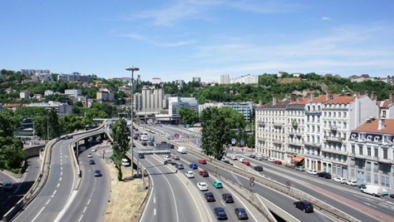 Oraşul care limitează viteza în oraş la 30 km/h începând din primăvară