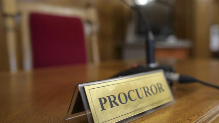 Votat: Procurorii suspendați vor putea să activeze în sectorul privat