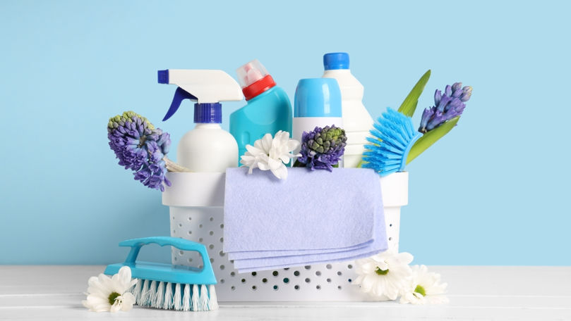 Activități simple de curățenie recomandate de experți înainte de culcare