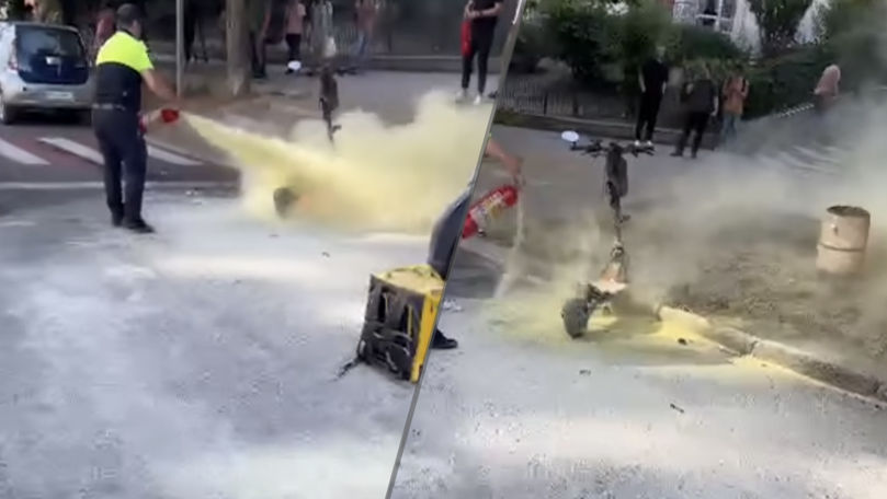 O trotinetă a luat foc în mers: Flăcările, stinse de polițiști